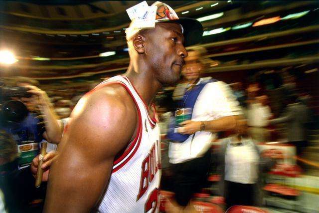 三亚亚沙会开幕在即 主媒体中心迎接媒体记者