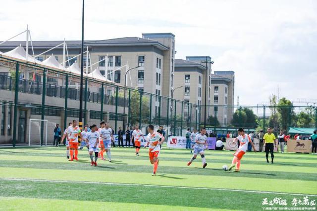 格林26+11火箭力克骑士5连胜 鹈鹕大胜开拓者