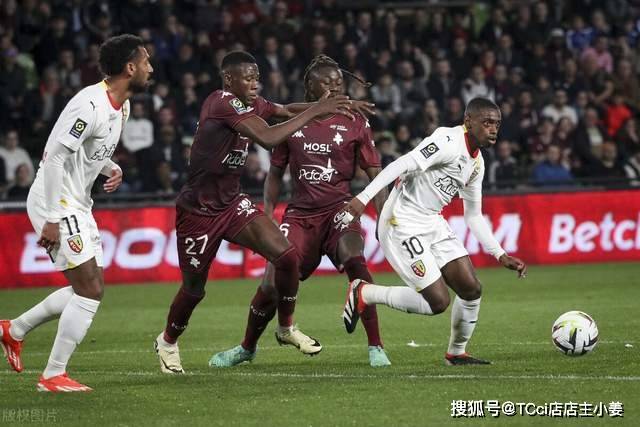 赵睿:中国球迷不接受这样的结果 我们也不接受