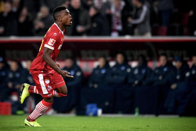 CBA常规赛：辽宁男篮主场战胜南京同曦继续冲击前八